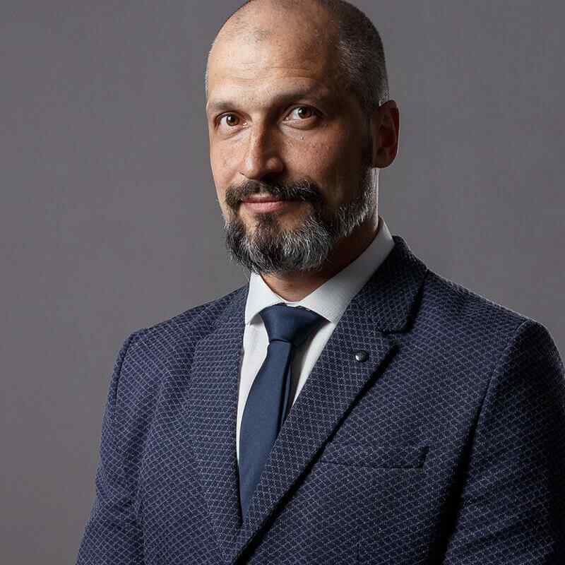 https://linniedardenlaw.com/wp-content/uploads/2019/10/inner_team_01-1.jpg