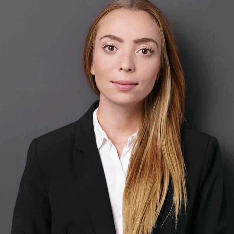 https://linniedardenlaw.com/wp-content/uploads/2019/10/inner_team_03.jpg